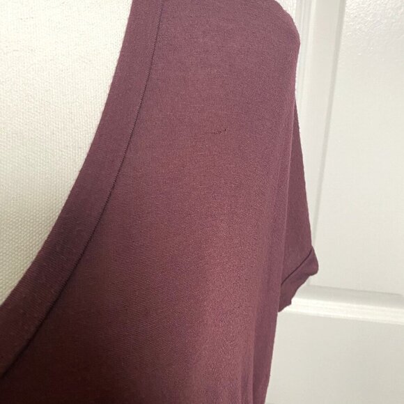 Brandy Melville Maroon Relaxed Oversized V-Neck Top Size OS As Is - Picture 7 of 9